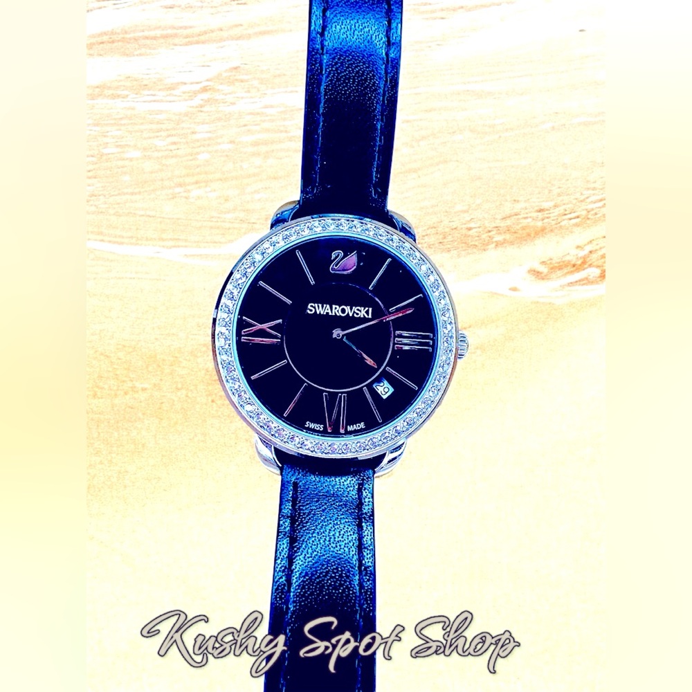 Vintage✨SWAROVSKI™️ 💎 ✨ AILA QUARTZ WATCH ✨⌚️💎OG Genuine Leather Crystal Bezel